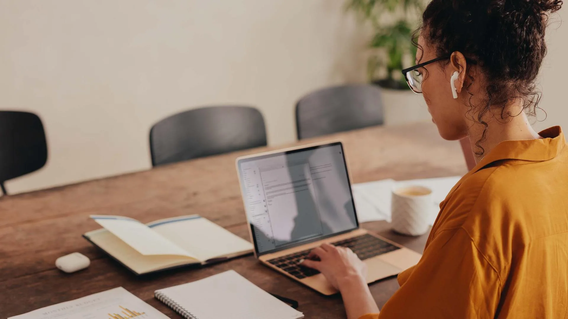 How to Stay Disciplined When Working from Home in 2025